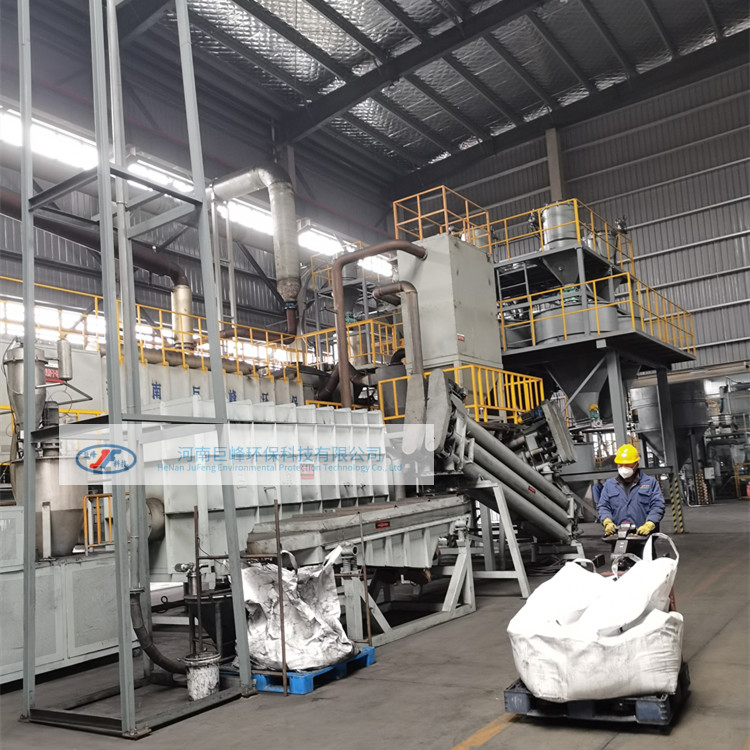 退役锂电池回收不再难,回收处理设备助力开启绿色未来